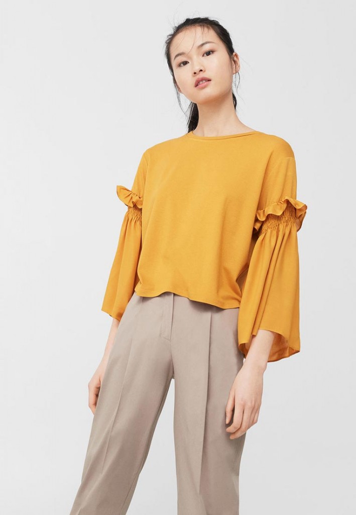 желто-коричневая блузка манго